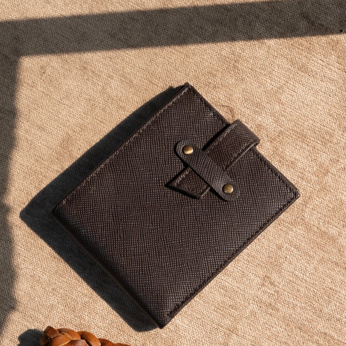 Loop Lock Saffiano Sable Full Grain Leather Wallet